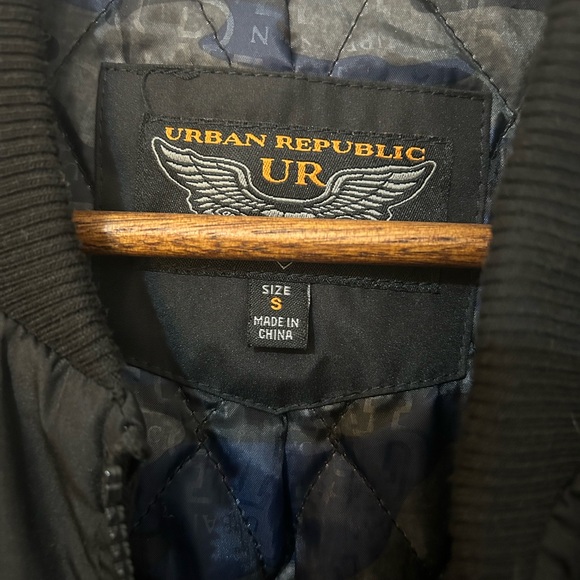 Urban Republic Bomber Jacket Mens Size Small - Black - Picture 4 of 4
